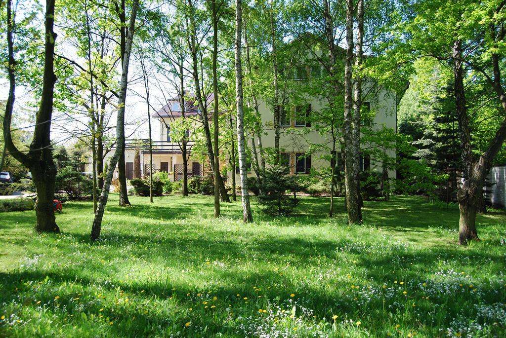 Park Na Wojskiego Bed and Breakfast Marki  Buitenkant foto